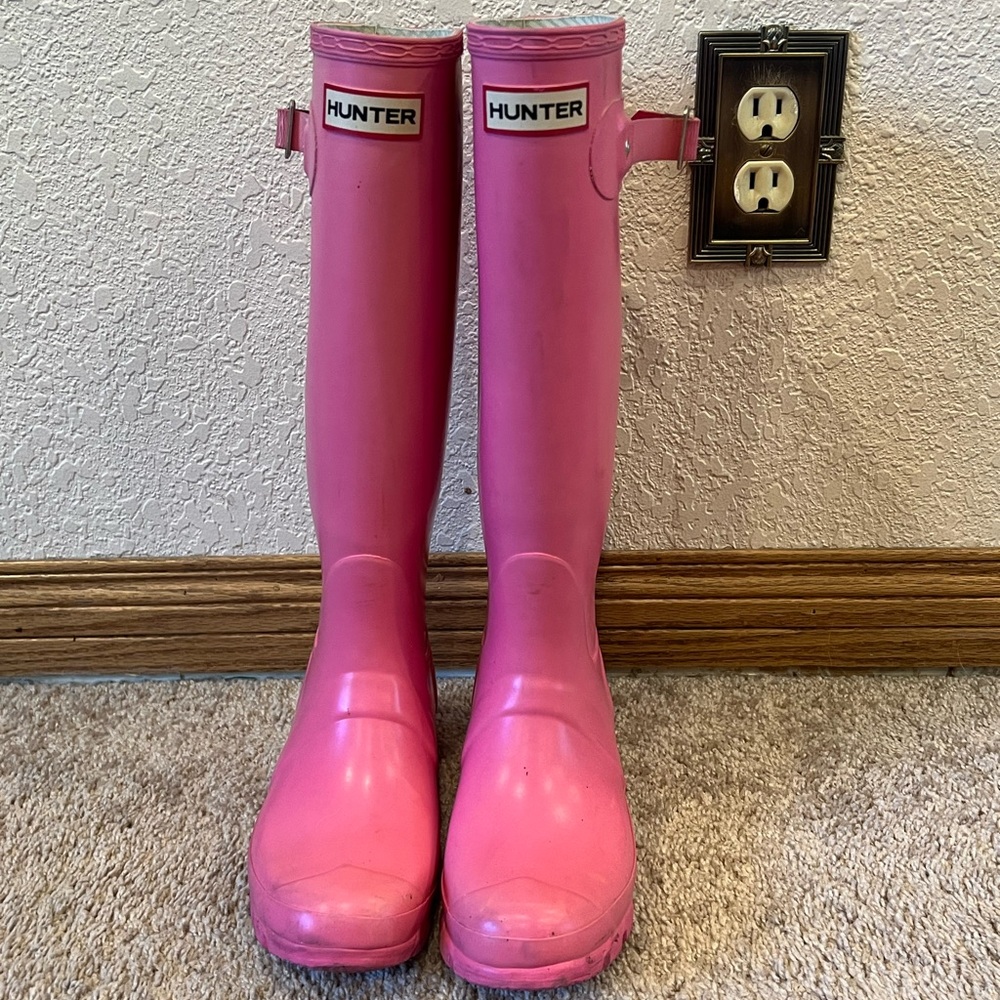 Hunter Fuchsia Tall Rain Boots
